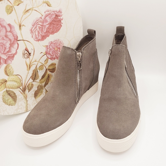 Steve Madden Shoes - Steve Madden Wedgie sneakers, Gray, NWOB